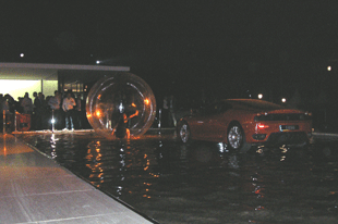 Dancing ball — aquatic show