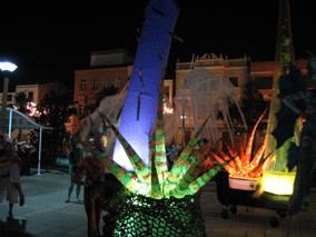 Carts with inflatable spikes