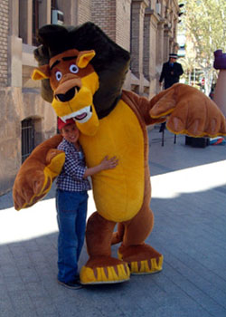 Lion mascot — detail